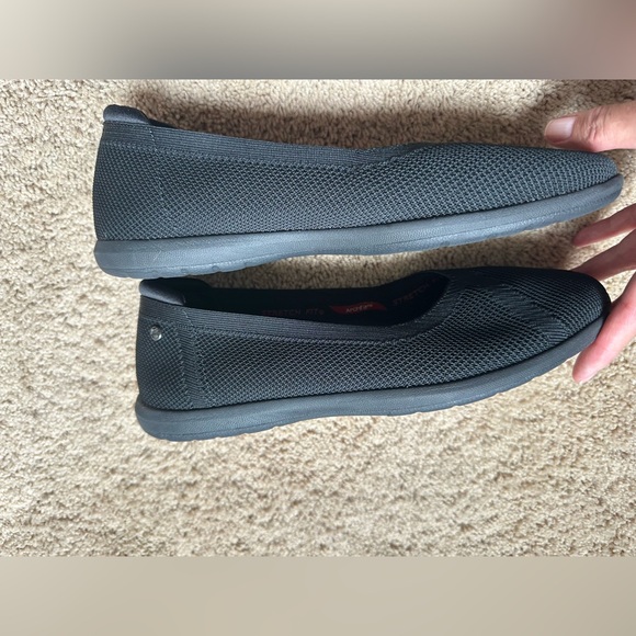 Black Sketchers flats air cooled arch fit EUC women’s 10 - Picture 6 of 6